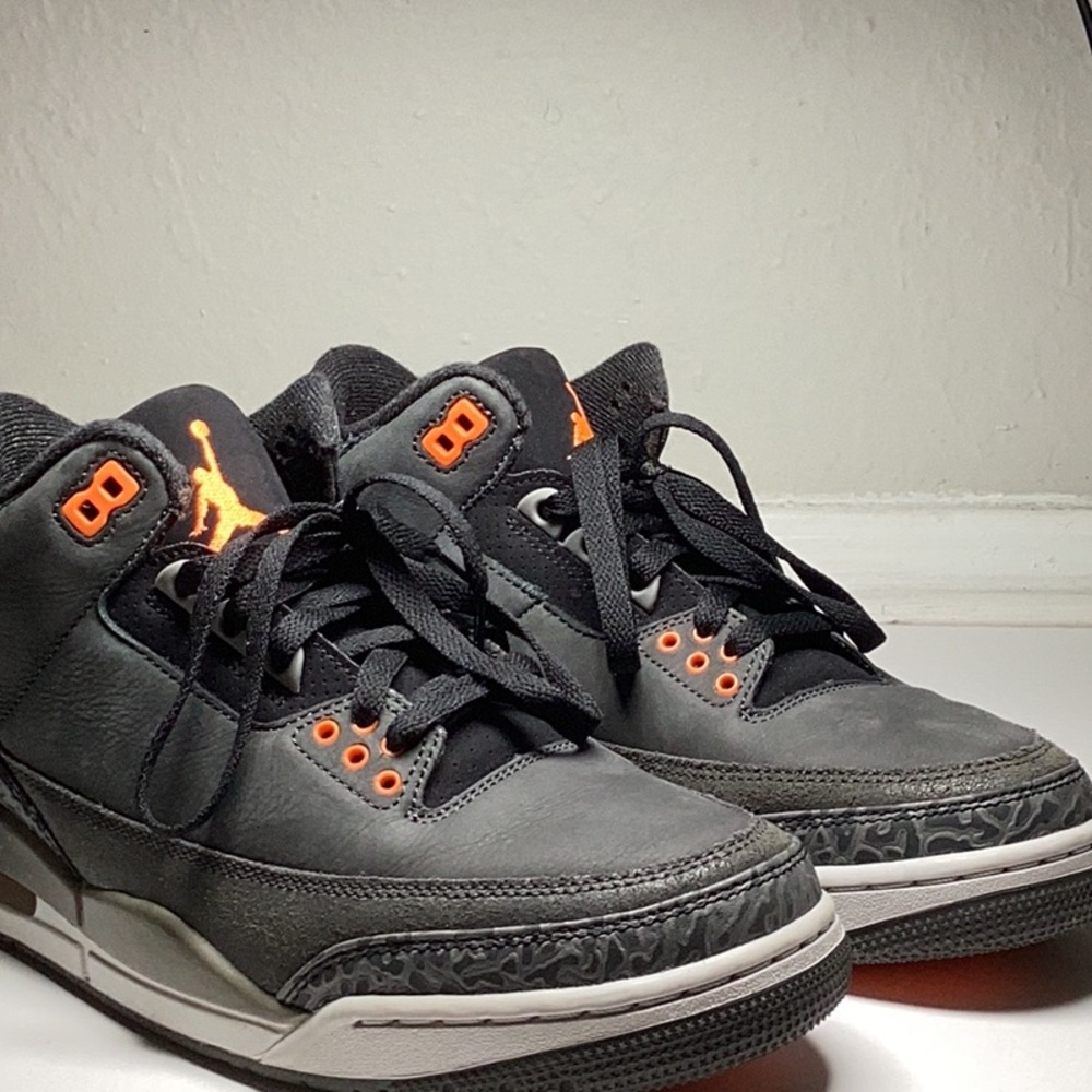 Jordan 3 Retro Fear - Picture 5 of 7